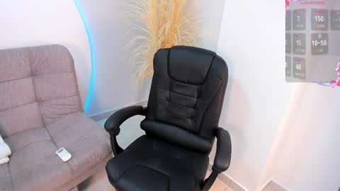 Snapshot of ada_monroe10 chatting on September 2025 01:33:01 PM online show from September 2025 01:33:01 PM