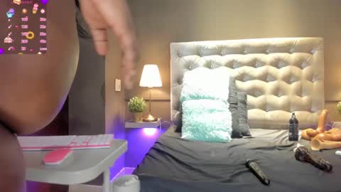 adabenneth online show from February 2025 10:18:01 AM