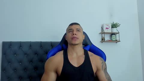 adam boss online show from October 2025 07:05:02 AM