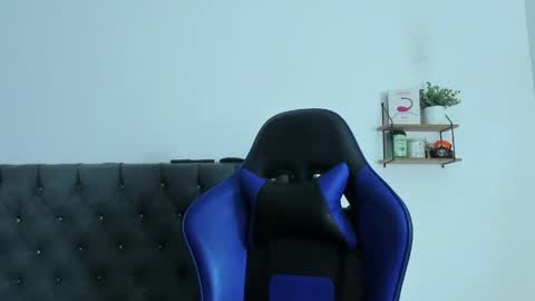 adam boss online show from April 2026 09:10:01 AM