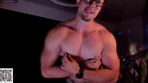 Adam online show from April 2026 12:28:01 AM