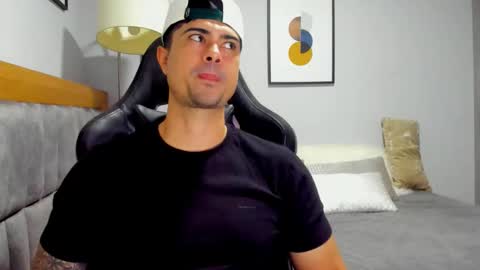 adam clarke online show from January 2026 03:09:01 AM