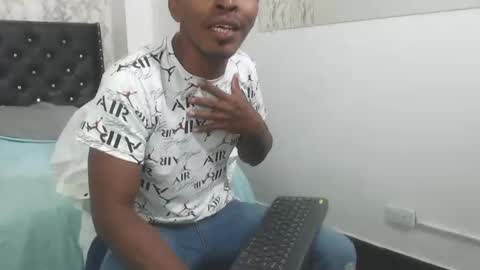 adam_morgan2 online show from September 2025 07:13:01 PM