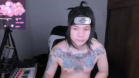 Snapshot of adam_rocket chatting on June 2026 01:23:02 AM Adam online show from June 2026 01:23:02 AM