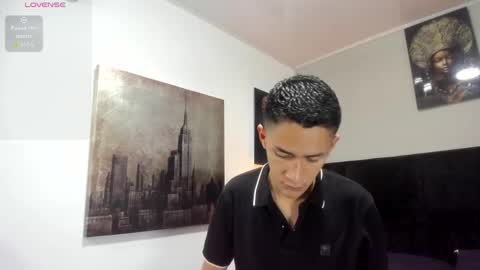 adam_walker_1 online show from May 2026 01:50:01 PM
