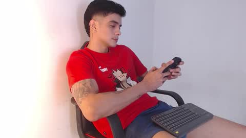 Hello guys excuse my absence I will be absent for several days for health reasons I hope you understand thank you very much. online show from October 2025 07:12:01 AM