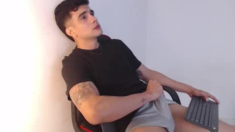 Hello guys excuse my absence I will be absent for several days for health reasons I hope you understand thank you very much. online show from October 2025 05:44:02 AM