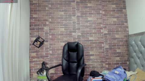 Snapshot of adamcoox chatting on December 2024 12:05:02 PM Adam online show from December 2024 12:05:02 PM