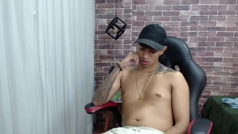 Snapshot of adamcoox chatting on February 2025 06:32:02 AM Adam online show from February 2025 06:32:02 AM