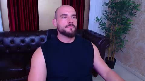 Snapshot of adamjameson chatting on September 2025 05:29:02 AM AdamJameson online show from September 2025 05:29:02 AM
