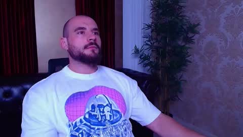 Snapshot of adamjameson chatting on September 2025 04:56:01 AM AdamJameson online show from September 2025 04:56:01 AM