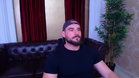Snapshot of adamjameson chatting on September 2025 05:33:01 AM AdamJameson online show from September 2025 05:33:01 AM