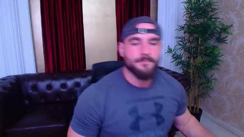 Snapshot of adamjameson chatting on September 2025 05:33:02 AM AdamJameson online show from September 2025 05:33:02 AM