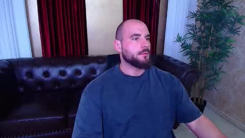 Snapshot of adamjameson chatting on October 2025 05:07:02 AM AdamJameson online show from October 2025 05:07:02 AM