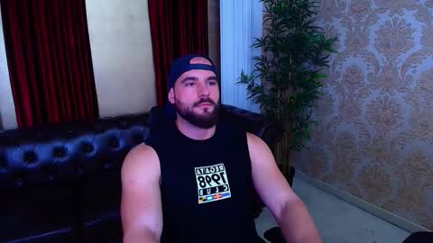 Snapshot of adamjameson chatting on October 2025 05:19:02 AM AdamJameson online show from October 2025 05:19:02 AM