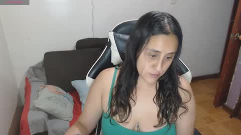 adams_mel online show from June 2026 11:19:01 PM