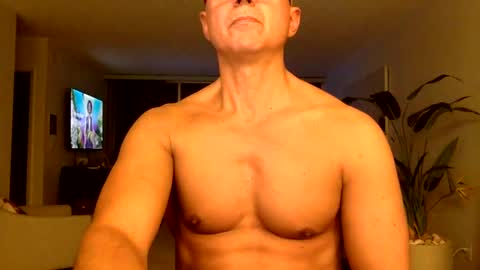 Adam online show from November 2025 01:37:01 AM