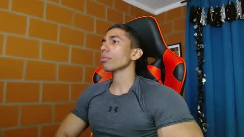 Snapshot of adan_sin1 chatting on January 2025 03:49:02 PM Adan Sin online show from January 2025 03:49:02 PM