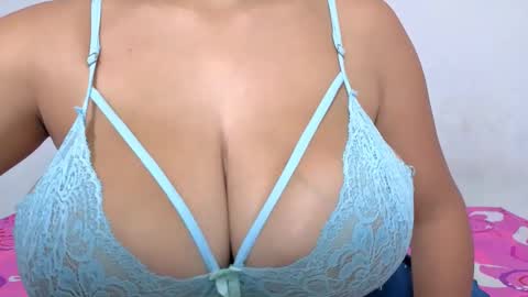 adara_cute18 online show from October 2025 02:40:02 PM