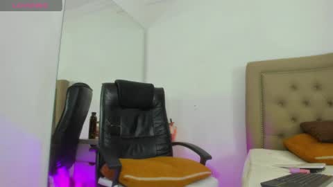 Adara Ferrara online show from April 2026 11:58:01 PM