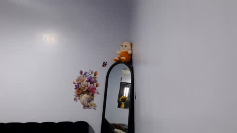 Lola online show from August 2026 01:20:01 PM