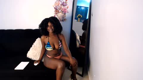 Lola online show from August 2026 11:07:02 PM