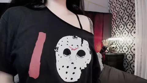 Ade  online show from October 2025 08:05:01 PM