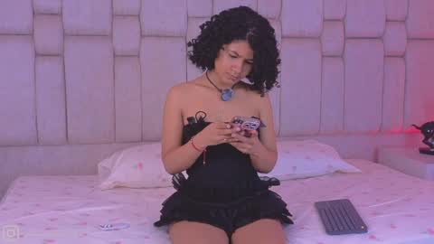 Andrea online show from April 2026 11:52:02 AM