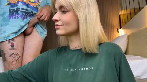 Adele Nick online show from September 2025 08:48:02 AM