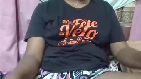 Snapshot of adelealy chatting on February 2026 06:30:01 PM adelealy online show from February 2026 06:30:01 PM