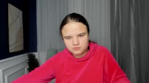 adelecruzz online show from January 2026 01:02:02 PM