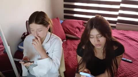 adellein foxx online show from October 2025 06:38:02 PM