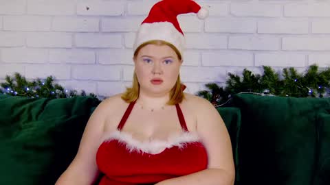 adelemoor online show from December 2024 09:15:01 PM