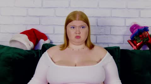 adelemoor online show from December 2024 10:39:01 AM