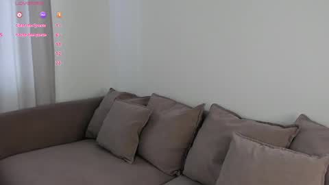 adelexx_zll online show from April 2026 06:19:01 AM