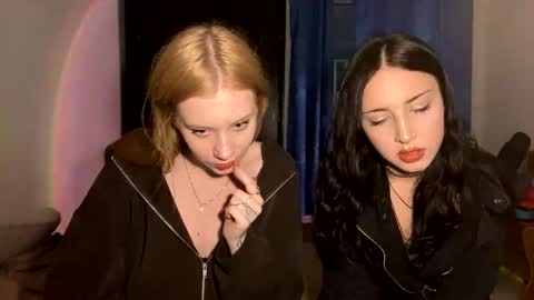 Snapshot of adelin_rr chatting on September 2025 08:52:02 PM adelin online show from September 2025 08:52:02 PM