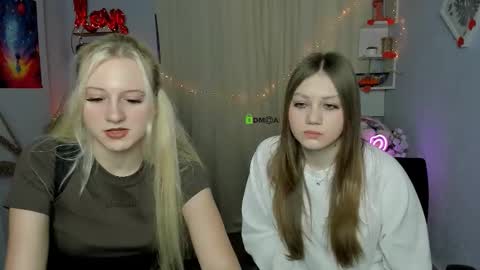 Snapshot of adelina_riley chatting on February 2026 09:28:02 AM Adel online show from February 2026 09:28:02 AM