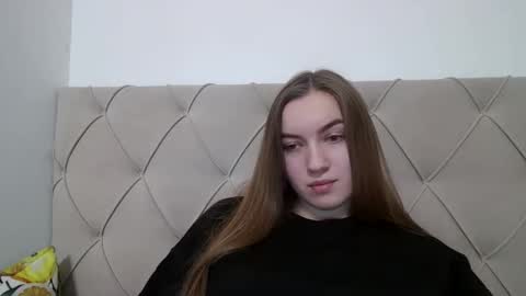 adeline online show from November 2025 04:41:02 PM