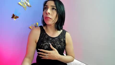 Snapshot of adellelennox_cg chatting on January 2025 05:29:02 PM Adelle online show from January 2025 05:29:02 PM