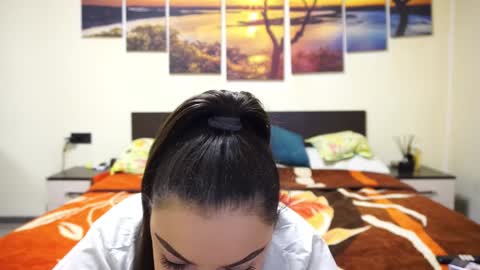 Snapshot of adellineee chatting on February 2025 10:02:01 PM Adellineee online show from February 2025 10:02:01 PM