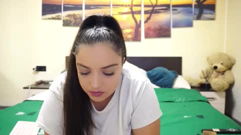 Snapshot of adellineee chatting on October 2025 08:51:02 PM Adellineee online show from October 2025 08:51:02 PM