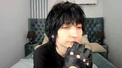 Snapshot of adonbev chatting on June 2026 05:24:01 AM adonbev online show from June 2026 05:24:01 AM