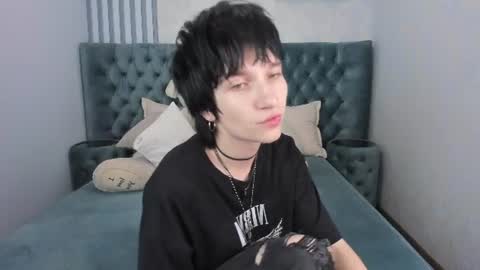 Snapshot of adonbev chatting on July 2026 06:19:02 AM adonbev online show from July 2026 06:19:02 AM