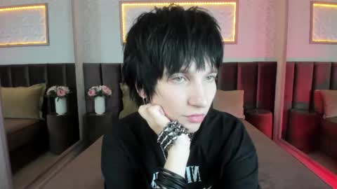 Snapshot of adonbev chatting on July 2026 07:01:02 AM adonbev online show from July 2026 07:01:02 AM