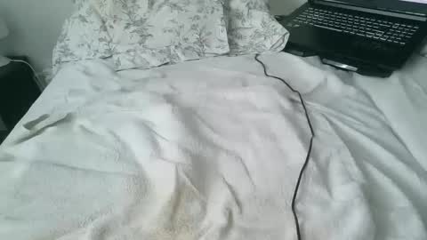 adonysse online show from October 2025 08:22:01 AM