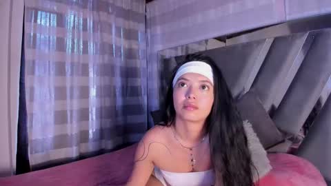 Stormi online show from November 2025 02:41:02 PM