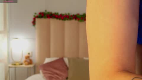 adoracortes online show from February 2026 05:12:02 AM