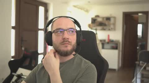 W36 online show from April 2026 09:15:01 AM