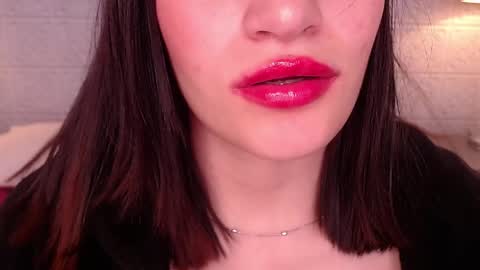 Adri online show from April 2026 07:45:01 AM