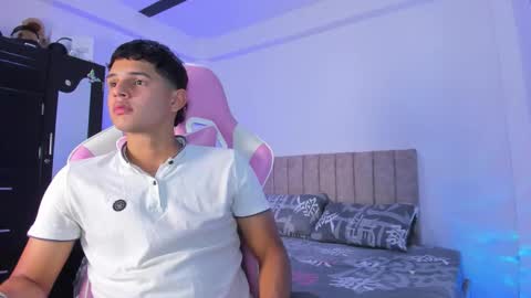 ADRIAN online show from March 2026 07:20:02 PM